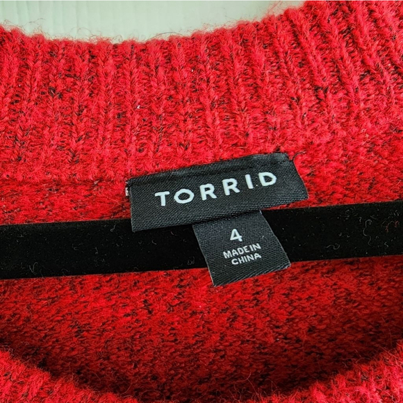 Torrid Plus Size 4X Tinsel Pullover Red Crewneck Sweater Like New Condition - Picture 3 of 9
